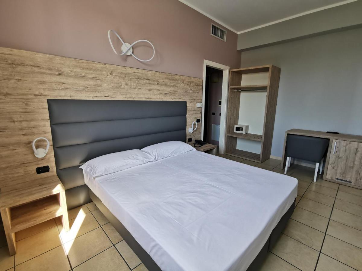 Hotel Formula & Puravita Spa Rosolina Eksteriør billede
