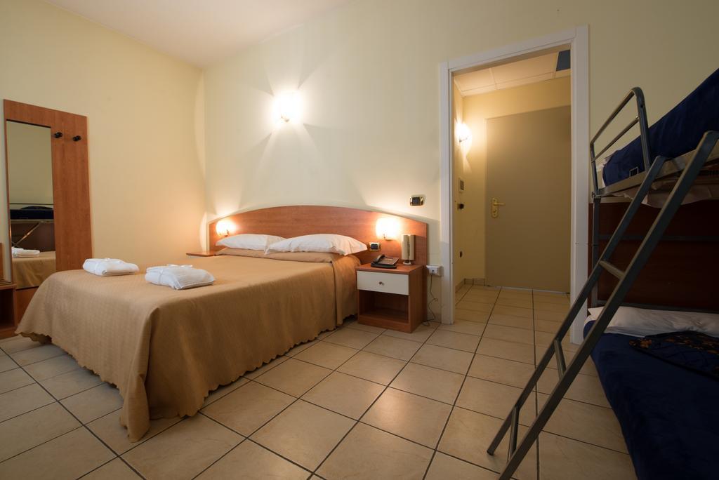 Hotel Formula & Puravita Spa Rosolina Eksteriør billede