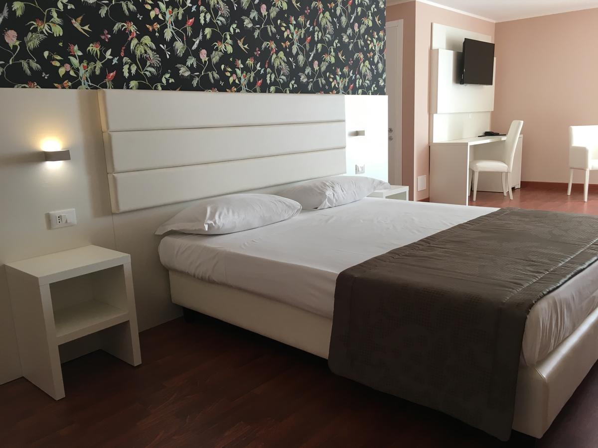 Hotel Formula & Puravita Spa Rosolina Eksteriør billede